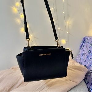 michael kors selma messenger bag medium